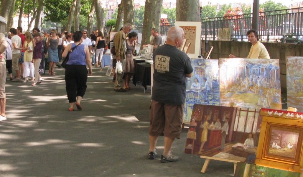 Artwork in an openair market in the Vieux-Lyon district